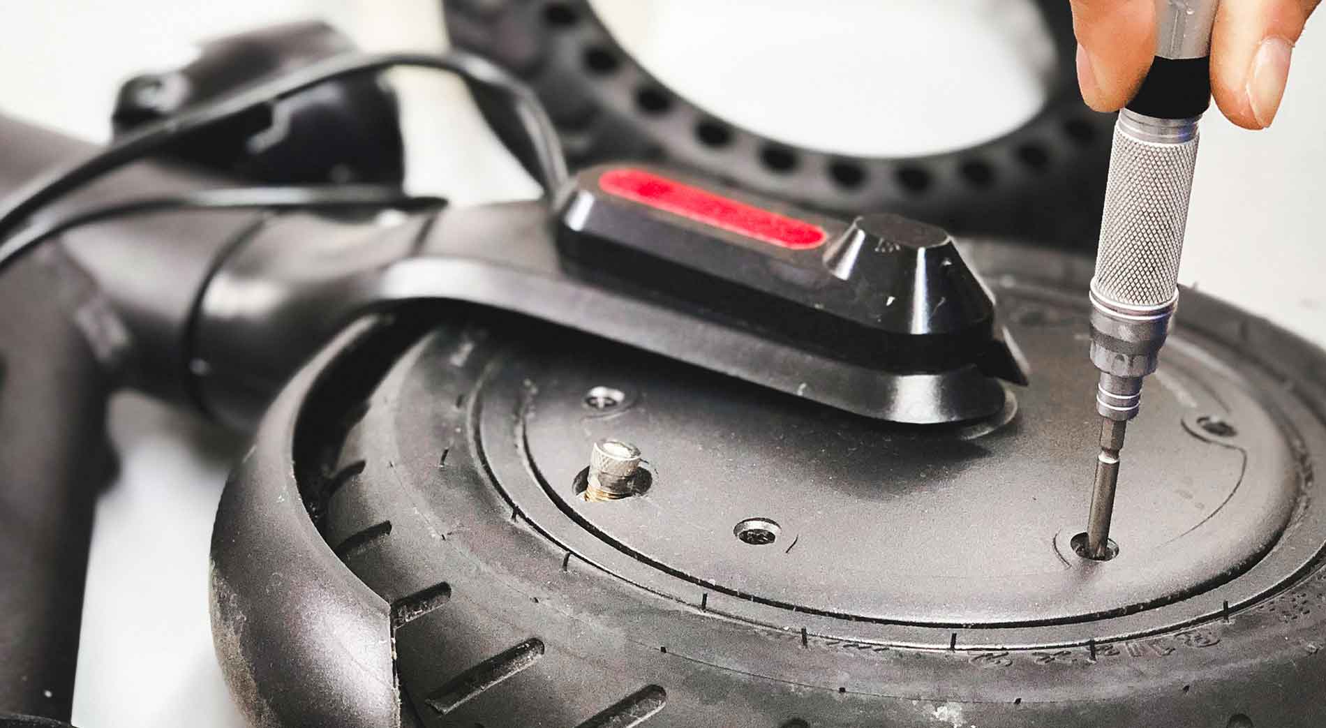 Mi patinete eléctrico no enciende: causas y soluciones
